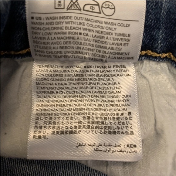 Old Navy Womens Jeans Size 6 Regular Blue Denim Curvy Mid Rise Stretch 5-Pockets - Picture 13 of 13